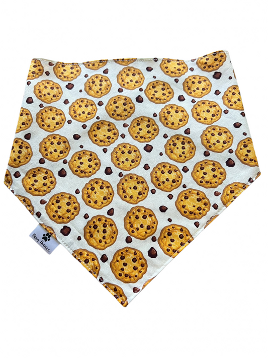 COOKIE CRUNCH TIE ON PET BANDANA